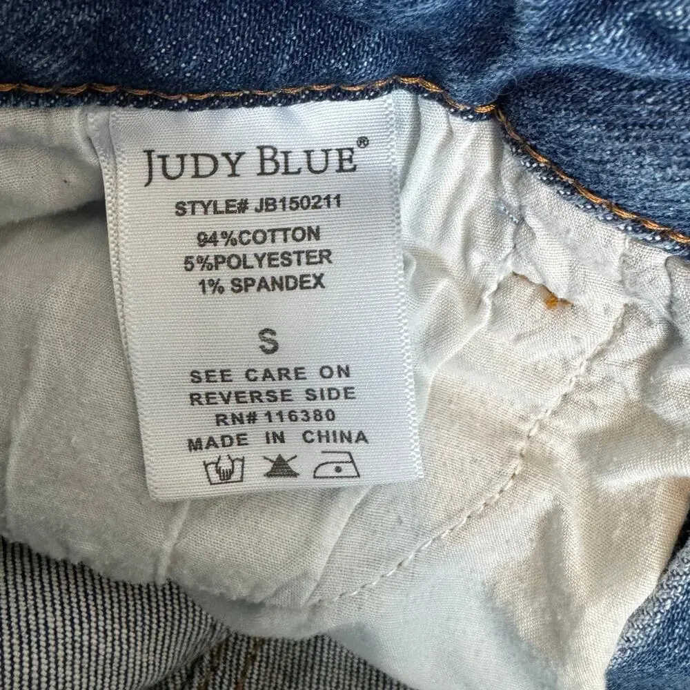Judy Blue Distressed Denim Shorts - Picture 6 of 6
